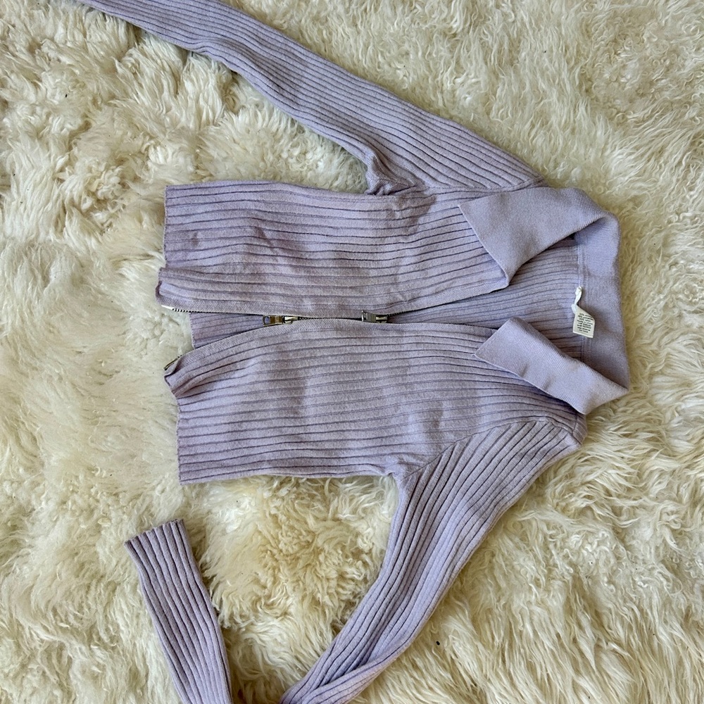 Tilly’s Lavender Collared Ribbed Two-Way Zip Knit Top